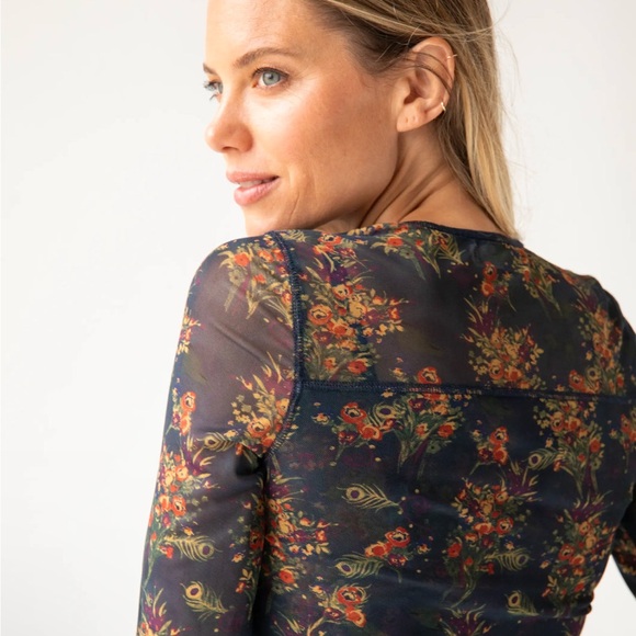 Natural life women’s sloane mesh long sleeve top navy red feathers XL - Picture 3 of 8